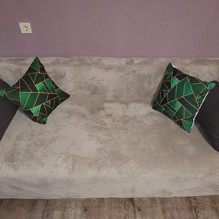 Apartment Sports Palace Просторная Квартира Рядом Дворец Спорта Charkov Buitenkant foto